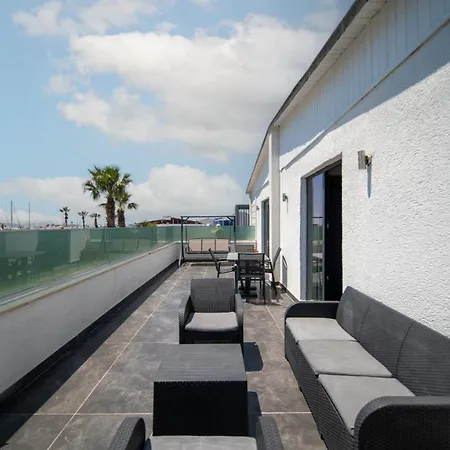 Sea Palm 4*