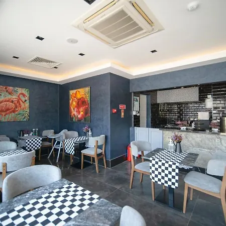 Hotell Sea Palm *