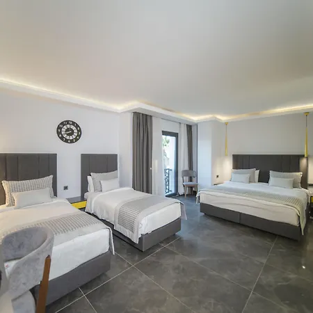 Sea Palm 4*